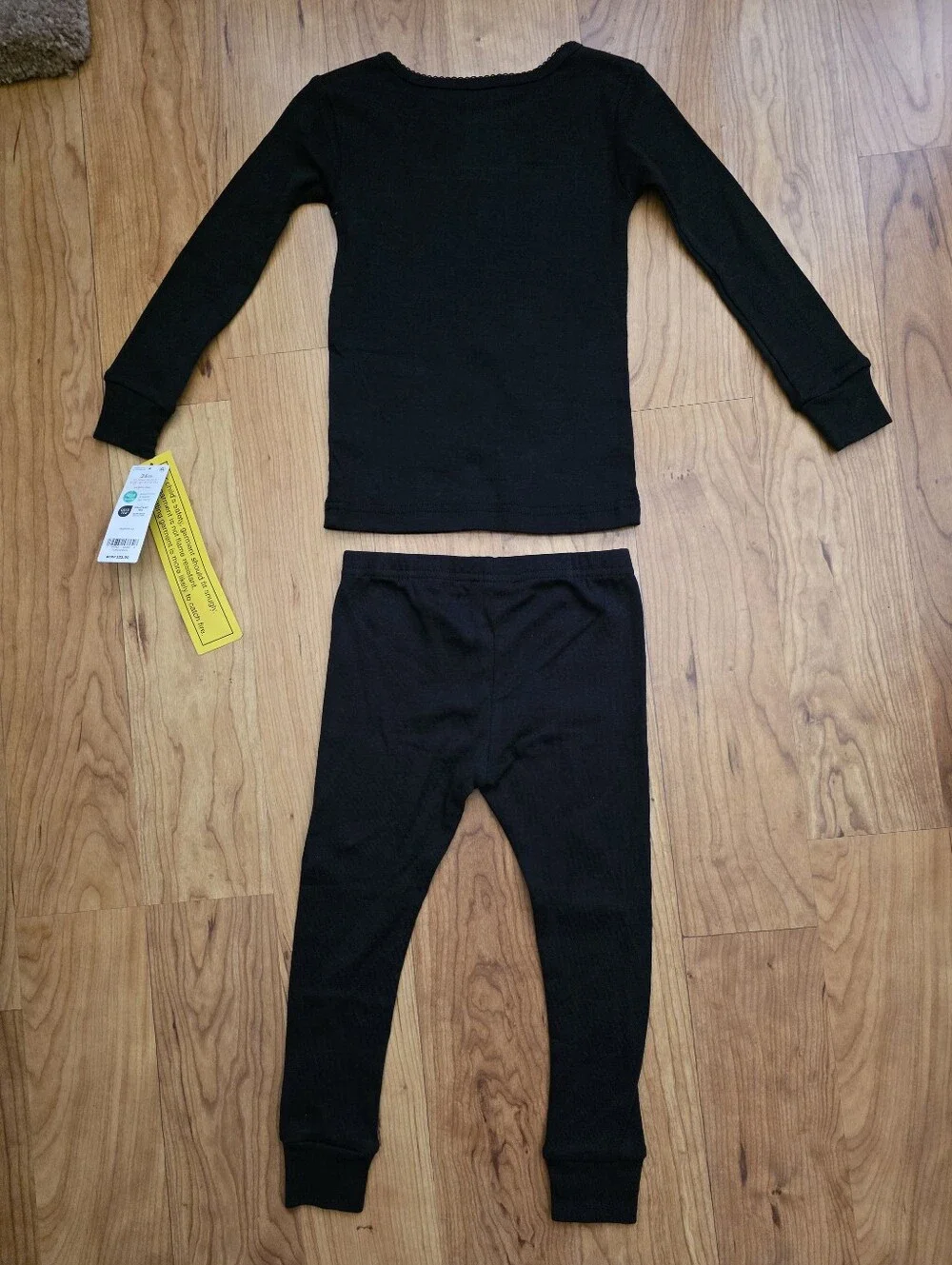 NWT Carters 24 M Kids Black Skeleton Pajama Costume Set with Pink Heart Accents
